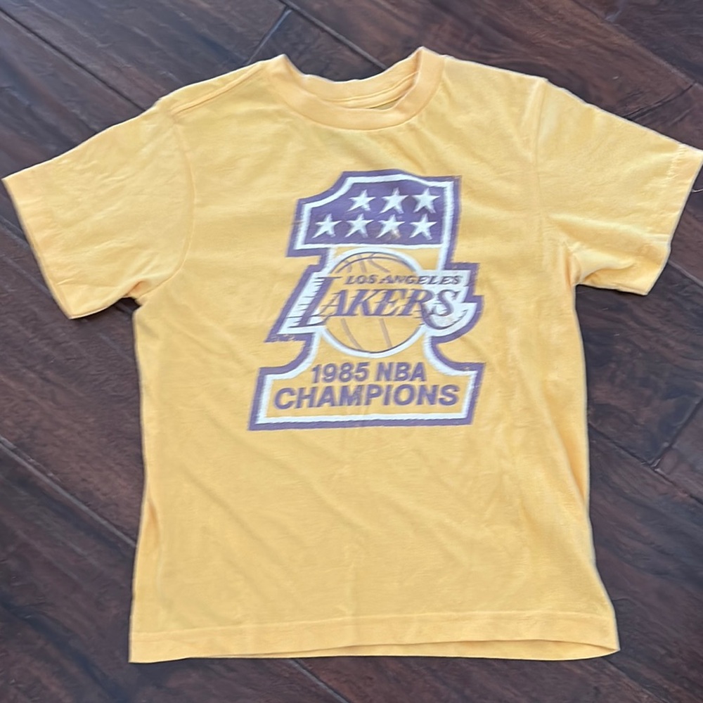 Los Angeles Lakers Kids Yellow T-Shirt Sz M